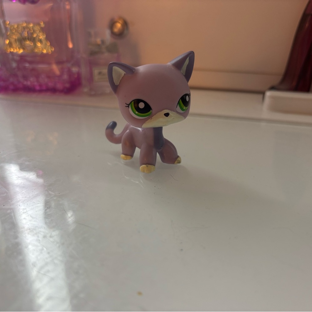 Littlest Pet Shop LPS Shorthair Cat 2094 Purple RARE AFTERMARKET FAKE